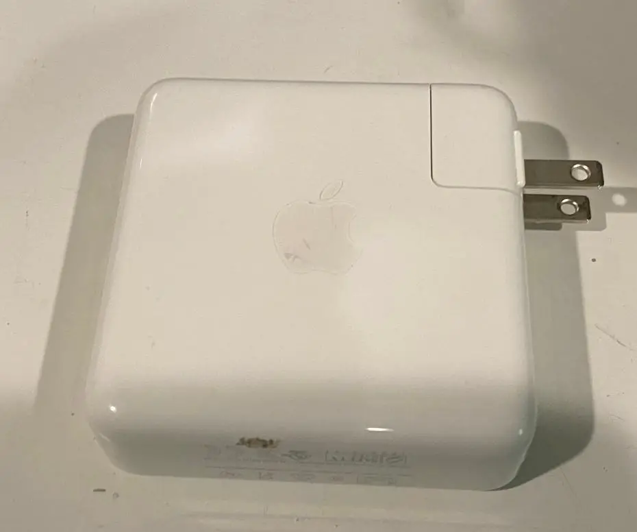 Used MAC Charger