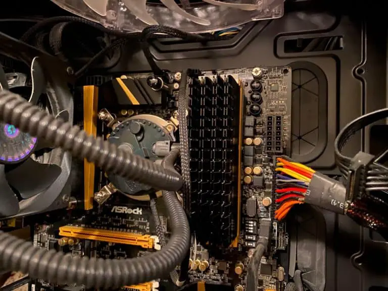 Is Laptop and Desktop RAM the Same? The One Tech Stop